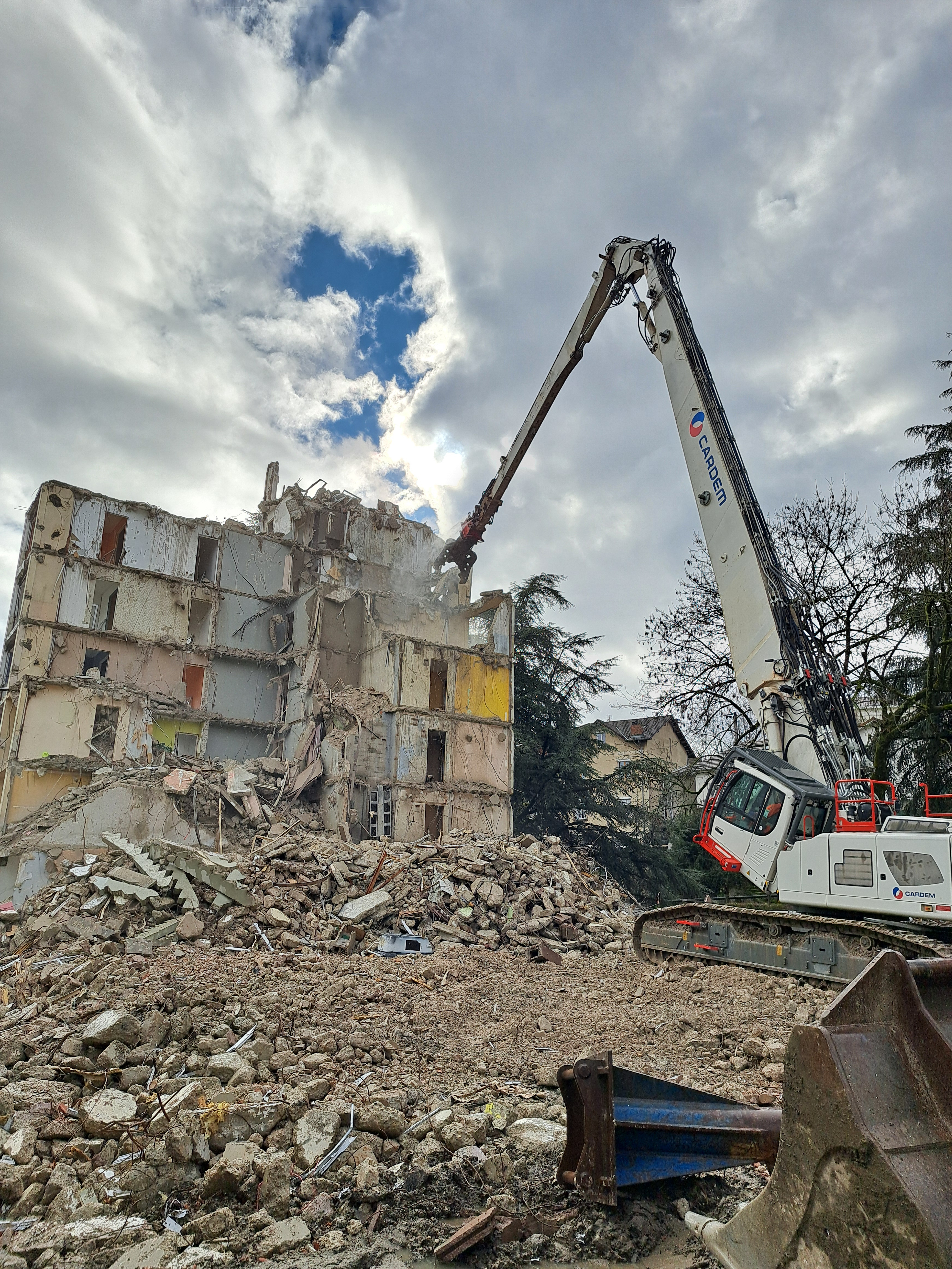 Déconstruction des tours Baltiss à Voiron
