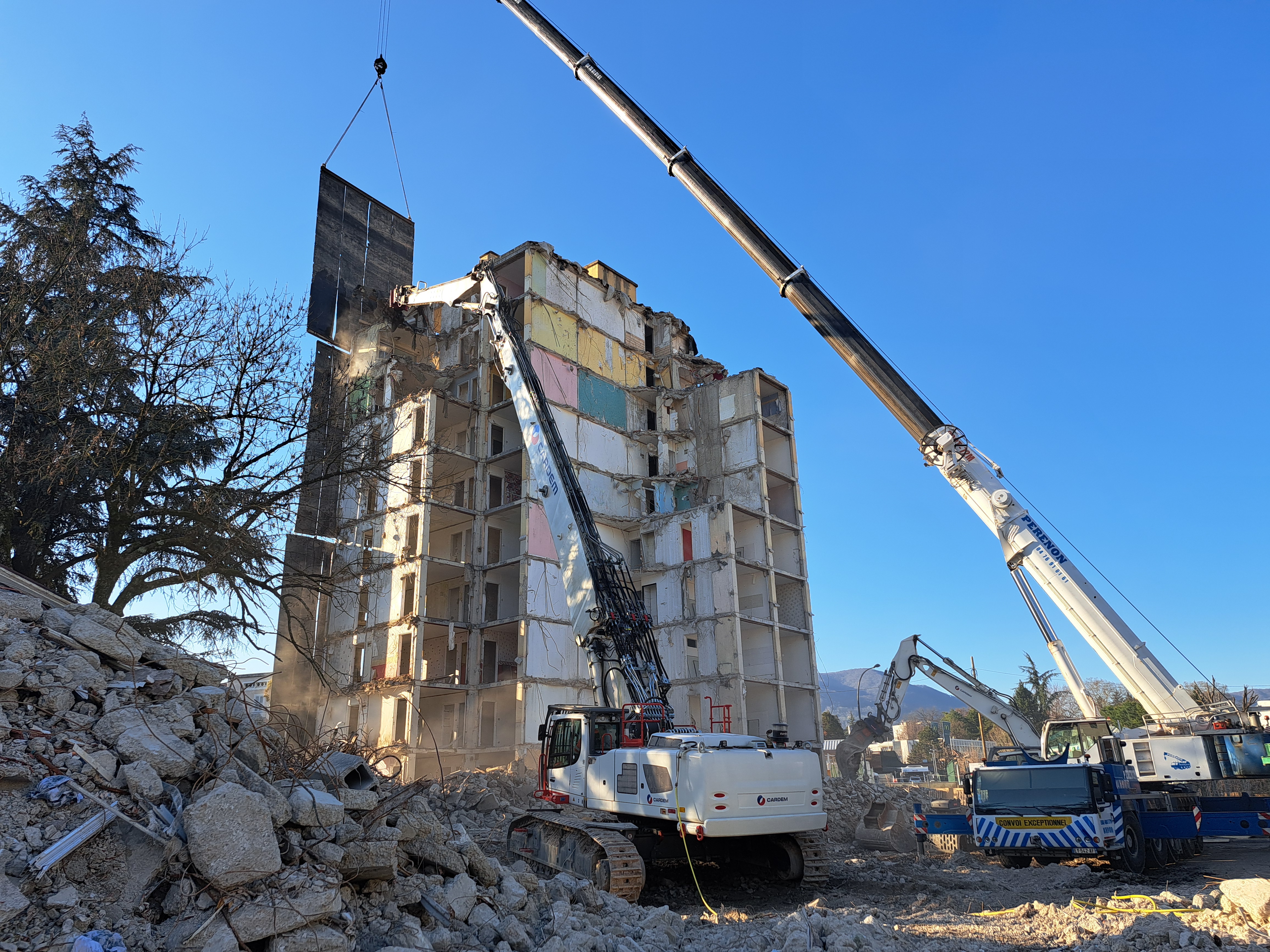 Déconstruction des tours Baltiss à Voiron