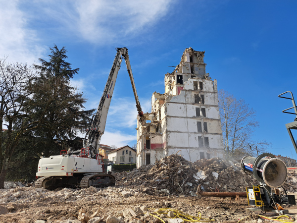 Déconstruction des tours Baltiss à Voiron