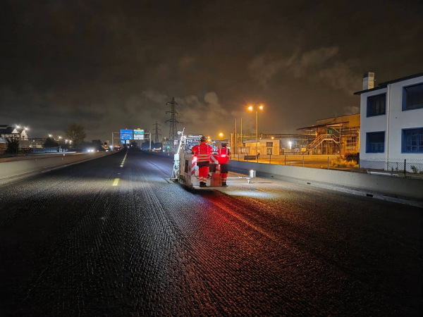 Travaux de rechargement de chaussée Autoroute A7N Ternay-Vienne