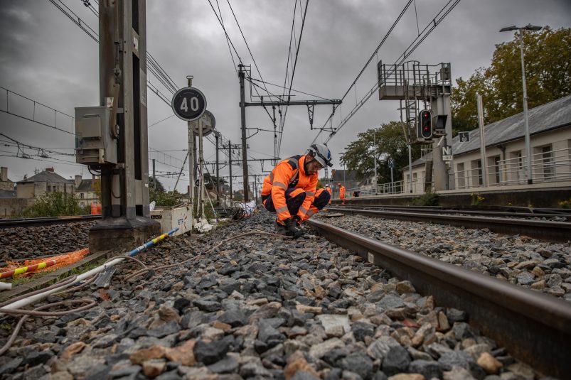Renouvellement des appareils de voie en gare de Châtellerault - Marché RAVI (86)