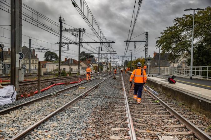 Renouvellement des appareils de voie en gare de Châtellerault - Marché RAVI (86)