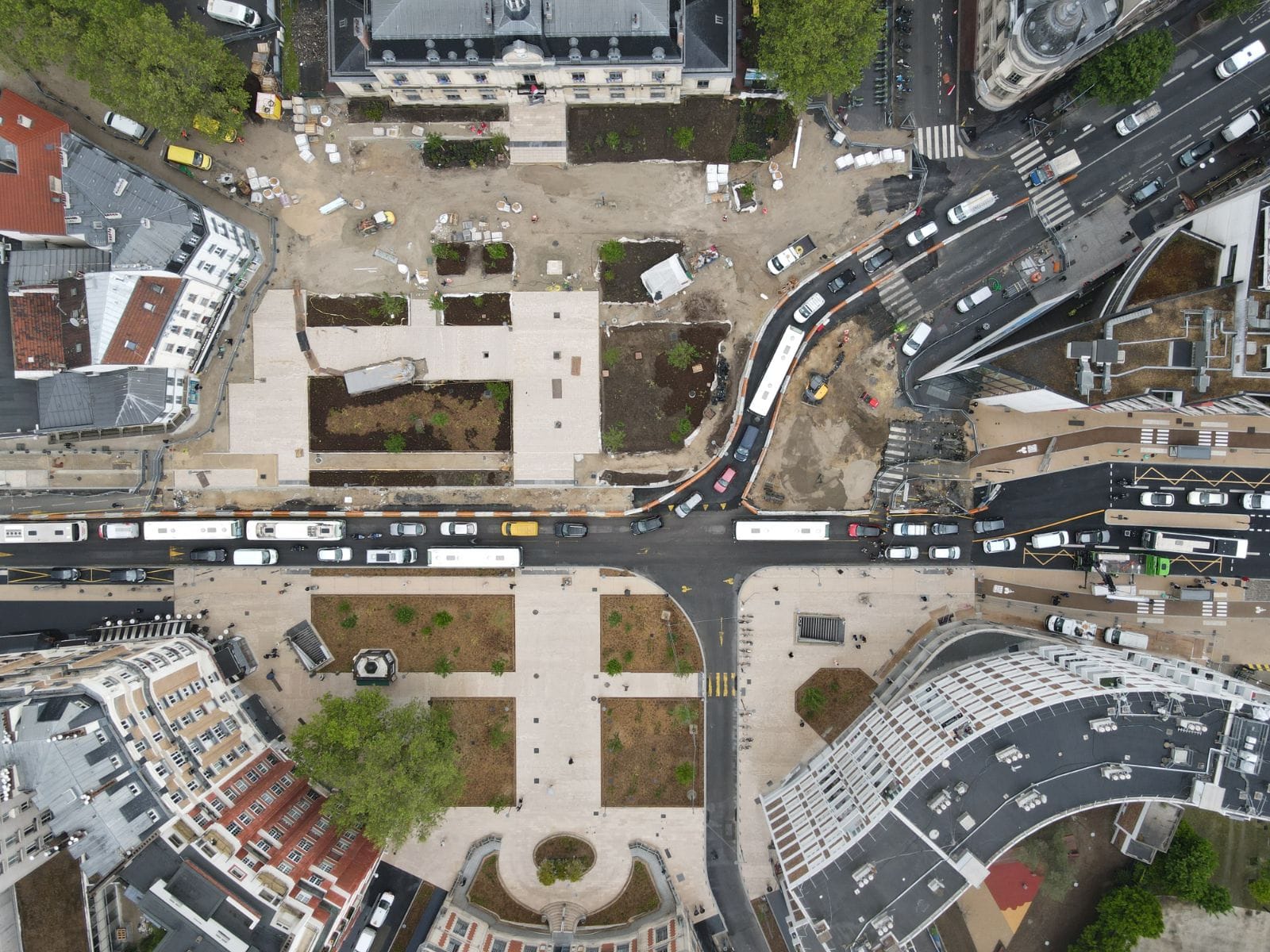 Réaménagement de la place de la République à Saint‑Ouen‑sur‑Seine (93)