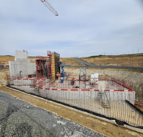 Réalisation du viaduc de l’A2 sur le futur Canal Seine‑Nord Europe à Ytres
