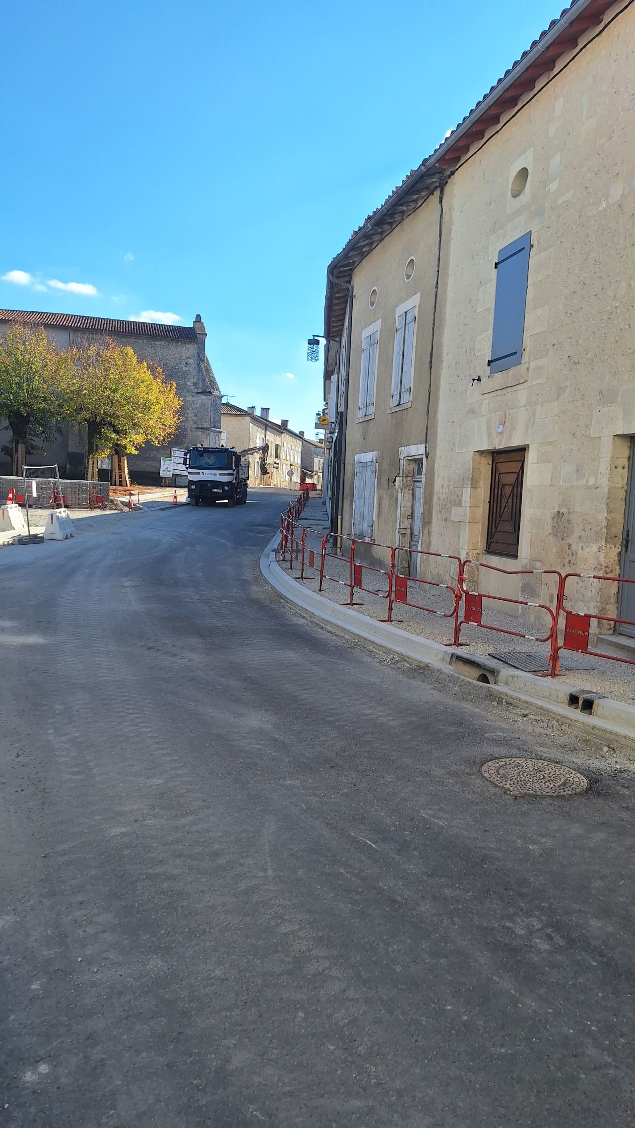centre-bourg de Montboyer