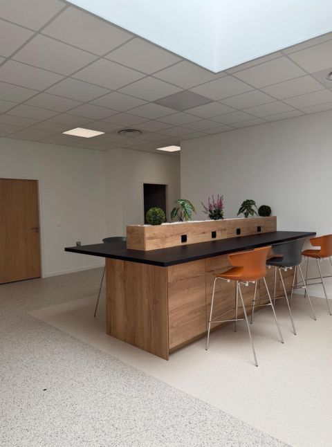 entrepôt logistique en siège du Groupe SNEF
